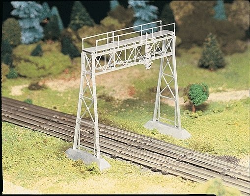 Plasticville U.S.A.(R) Classic Kits -- Signal Bridge (silver), O, Bachmann Industries 45623