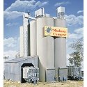 Medusa Cement Company -- Kit - 9 x 7 x 11′ 22.5 x 17.5 x 27.5cm, HO, Walthers Cornerstone 3019