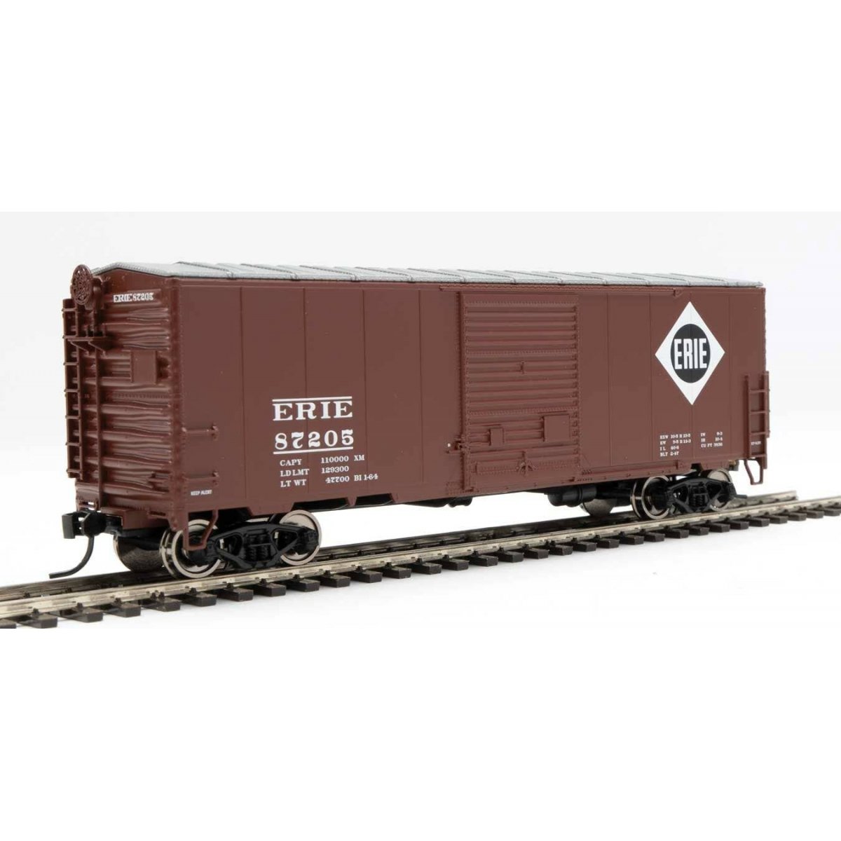 40` ACF Modernized Welded Boxcar w/8` Youngstown Door - Ready to Run -- Erie 87205, HO, WalthersMainline 45039