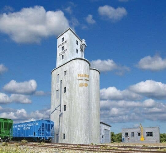 Prairie Co-Op Elevator -- Kit - 5-1/8 x 7-1/4 x 12′ 13 x 18.4 x 30.4cm, HO, Walthers Cornerstone 4047
