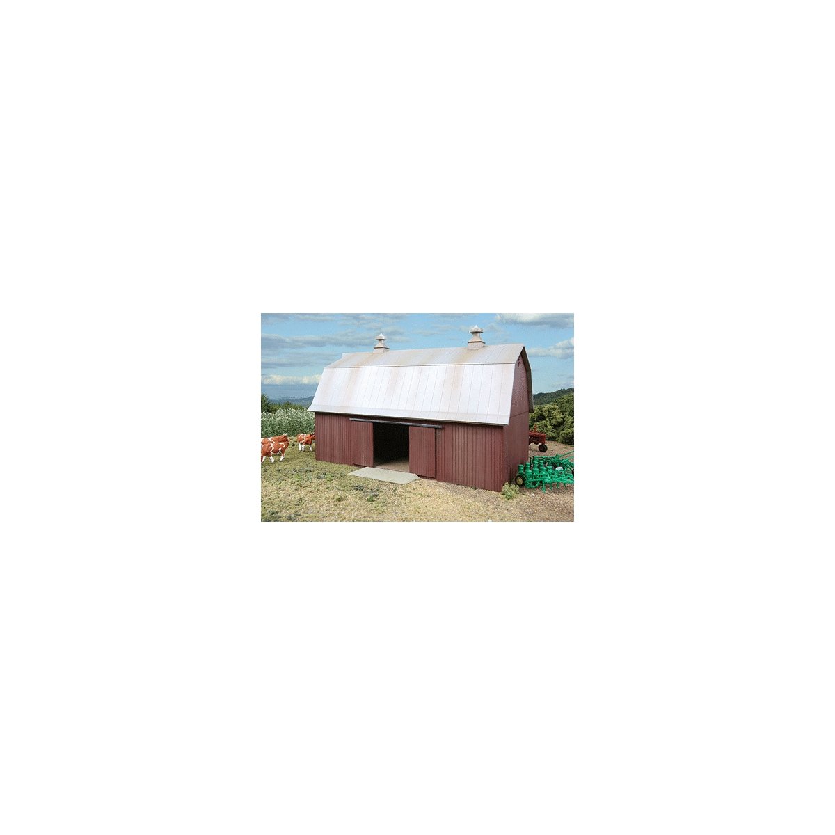 Meadowhead Barn -- Kit - 7 x 4-1/2 x 4-5/16′ 18 x 11.5 x 11cm, HO, Walthers Cornerstone 3330