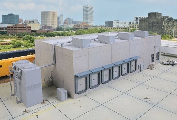 Modern Cold Storage Warehouse -- Kit - Main building: 20-1/2 x 9-1/8 x 5-1/4′ 52 x 23.1 x 1, HO, Walthers Cornerstone 4069