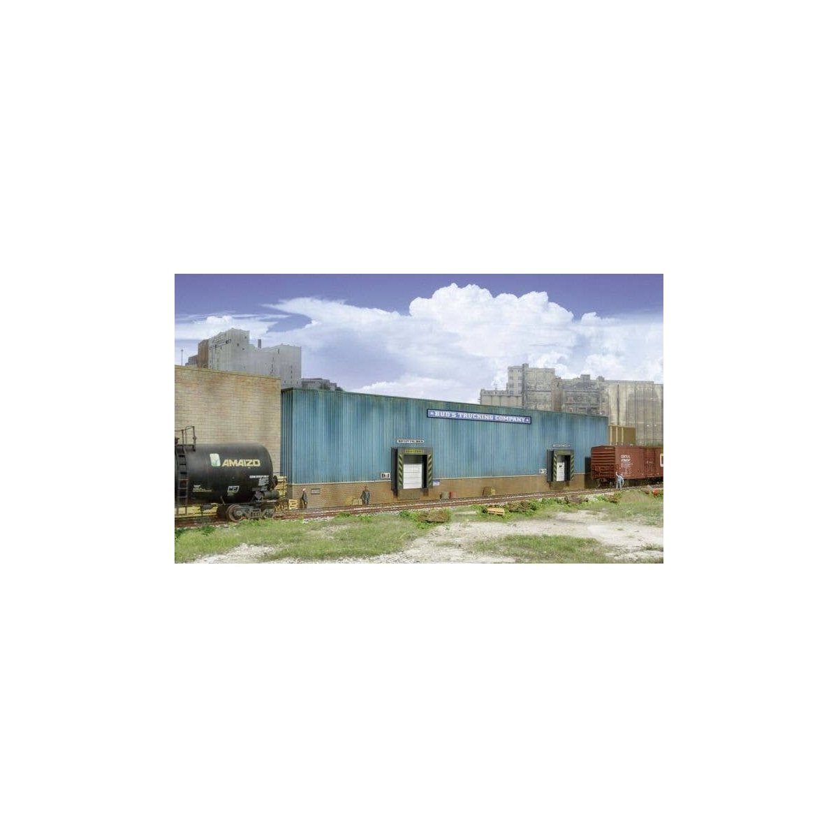 Bud`s Trucking Company Background Building -- Kit - 19 x 1-1/8 x 4` 48.2 x 2.8 x 10.1cm, HO, Walthers Cornerstone 3192