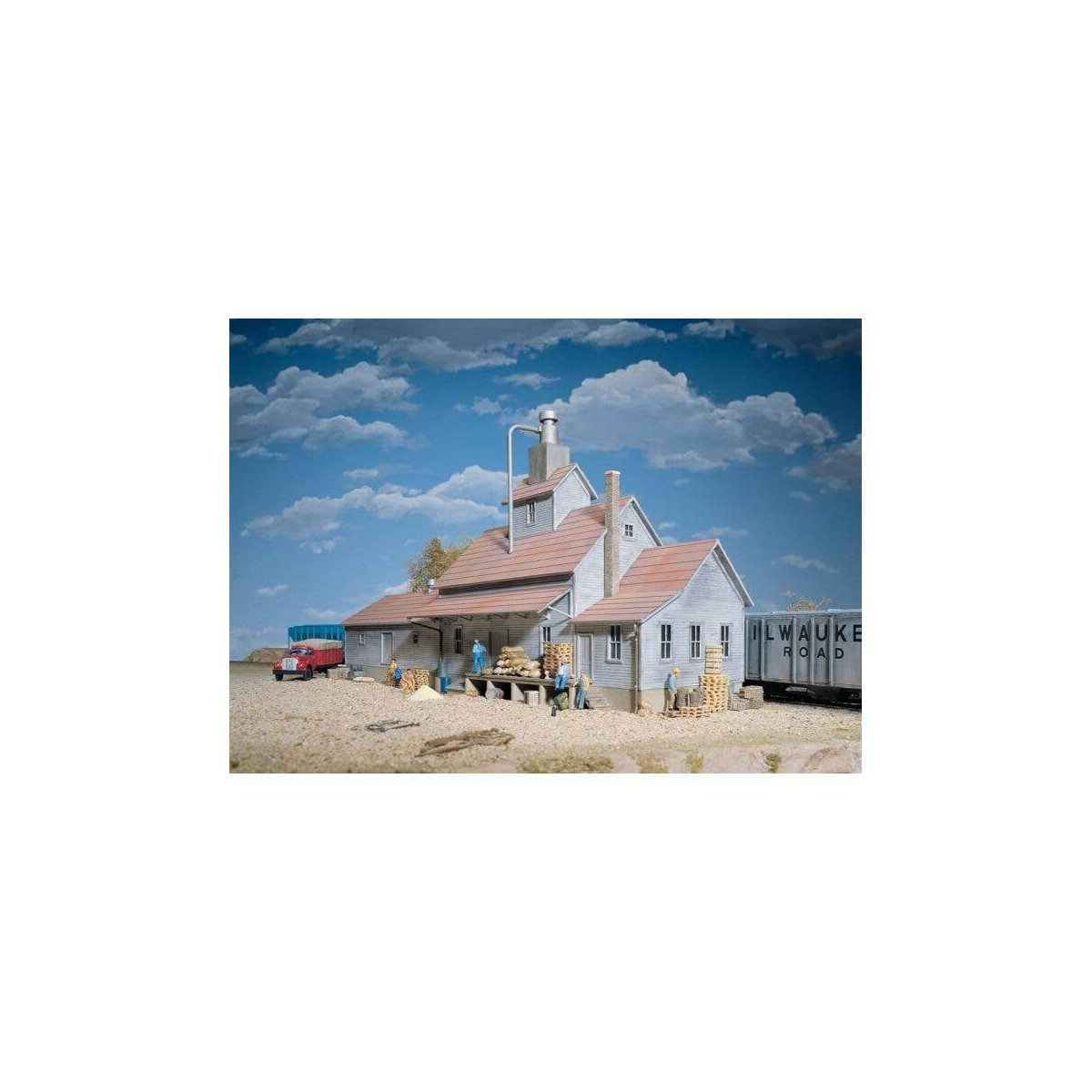 Sunrise Feed Mill -- Kit - 15-1/8 x 4 x 7-3/4′ 37.8 x 10 x 19.3cm, HO, Walthers Cornerstone 3061