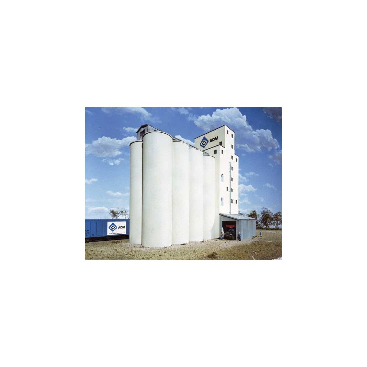 Elevator Add-on Silos -- Kit - 9 x 4-1/2 x 9′ 22.8 x 11.4 x 22.8cm, HO, Walthers Cornerstone 3023