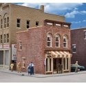 Vic`s Barber Shop -- Kit - 2-1/2 x 3-1/2 x 3-3/8` 6.4 x 8.9 x 8.6cm, HO, Walthers Cornerstone 3471