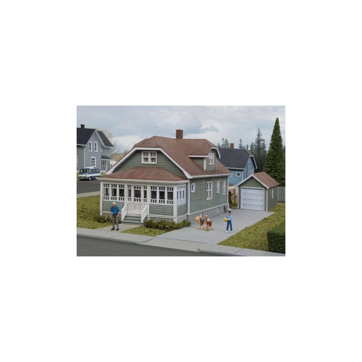 Updated American Bungalow with Single-Car Garage -- Kit - House measures: 6-11/32 x 3-5/8 x , HO, Walthers Cornerstone 3791