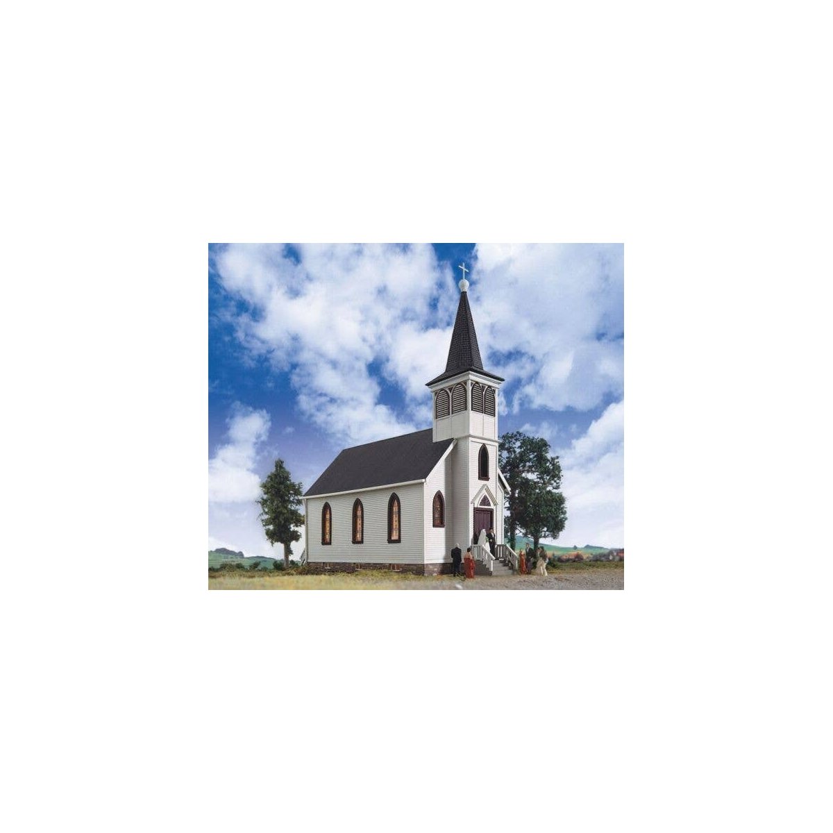 Cottage Grove Church -- Kit - 7 x 3-1/2 x 8′ 17.8 x 8.9 x 20.3cm, HO, Walthers Cornerstone 3655