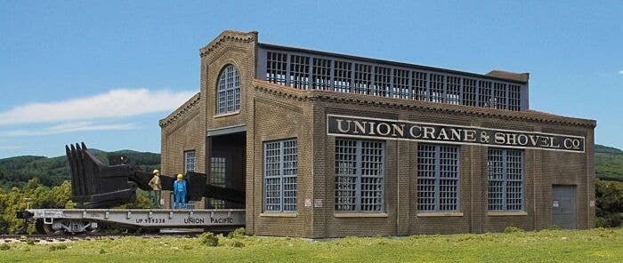 Union Crane and Shovel -- Kit - 9-3/8 x 7-1/8 x 5′ 23.8 x 17.8 x 12.7cm, HO, Walthers Cornerstone 4021
