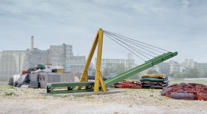 Scrap Yard Conveyor -- Kit - 9-1/4 x 1-3/4 x 3-3/8′ 23.4 x 4.4 x 8.5cm, HO, Walthers Cornerstone 3645