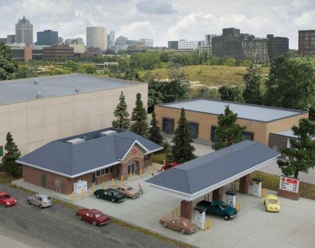 Modern Gas Station -- Kit - Main Building: 5-3/4 x 3-5/8 x 1-3/4′ 14.6 x 9.2 x 4.4cm, N, Walthers Cornerstone 3885