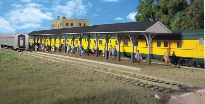 Wood Station Shed & Platform -- Kit - 4 Sections Each: 5-5/8 x 2-3/8 x 2-3/8′ 14 x 5.9 x 5., HO, Walthers Cornerstone 3188
