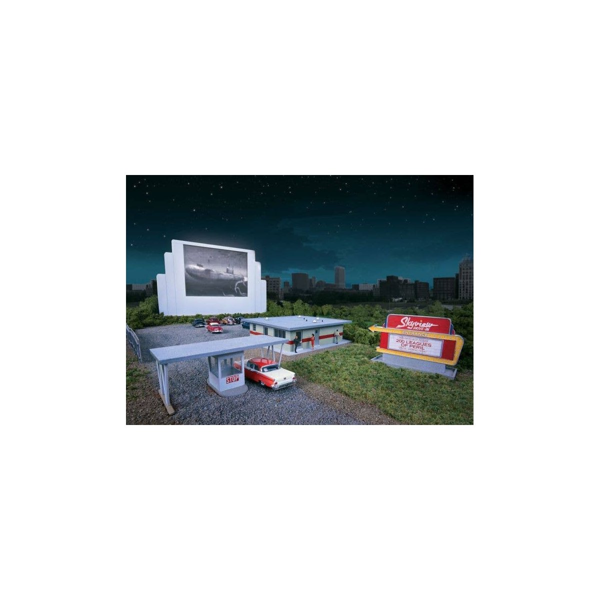 Skyview Drive-In Theater -- Kit - Screen Holds Most 7′ Tablets (7-7/8 x 5-5/16 x 9/32 to 15/, HO, Walthers Cornerstone 3478