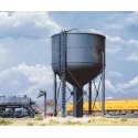 Steel Water Tank -- Kit - 3-1/4 x 3 x 7′ 11.3 x 7.5 x 17.5 cm, HO, Walthers Cornerstone 3043