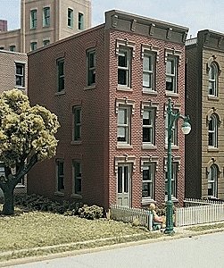 Townhouse 1 - Woodland Scenics DPM Landmark Structures(R) -- Kit - 2-1/2 x 4-1/4′ 6., HO, Design Preservation Models 10900