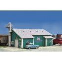 Farmer`s Fertilizer Bulk Plant -- Kit - 7-3/8 x 7-5/16` 18.8 x 18.5cm, HO, Blair Line 2007
