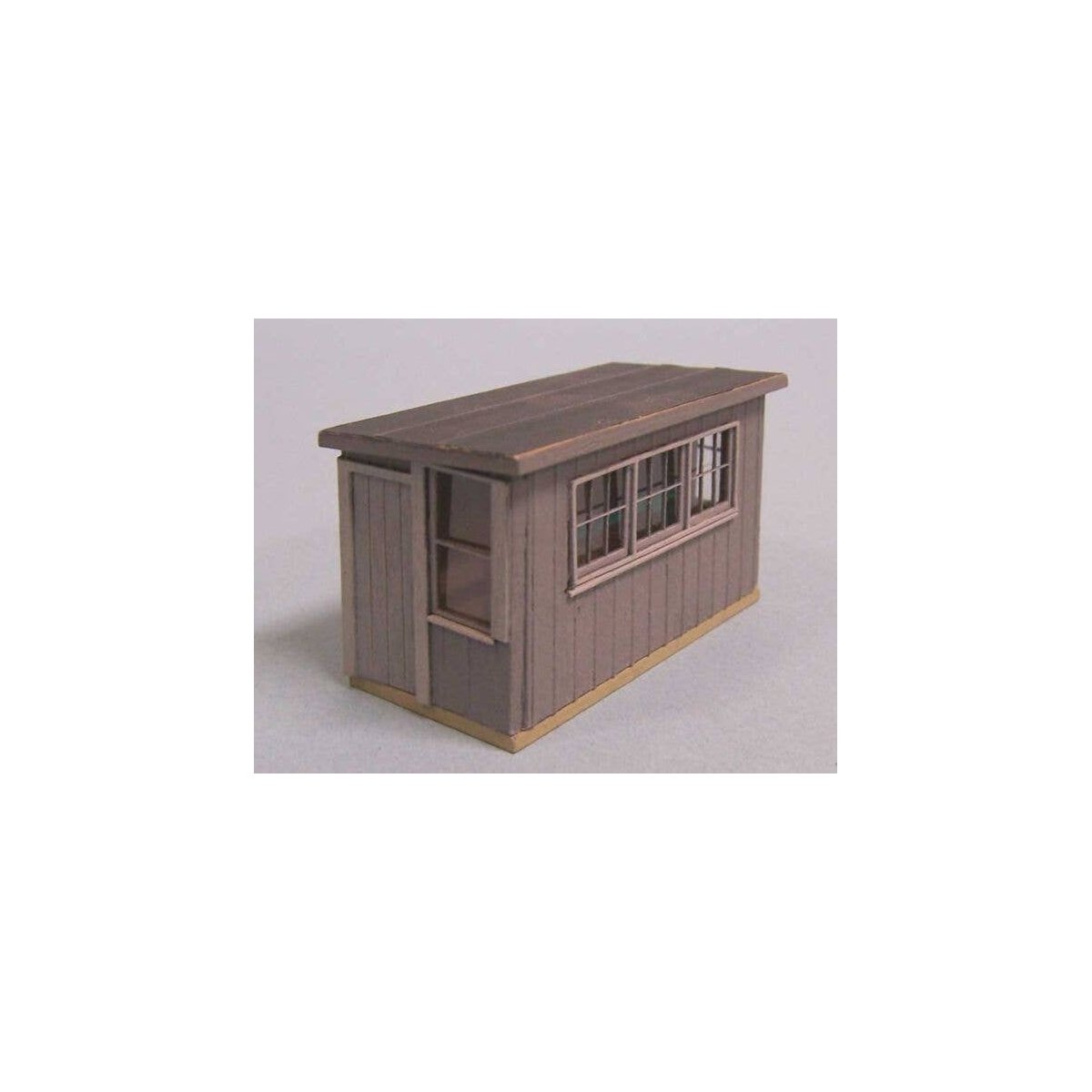 Scale House -- Kit - 3/4 x 1-3/4′ 1.9 x 4.3cm, HO, Blair Line 184