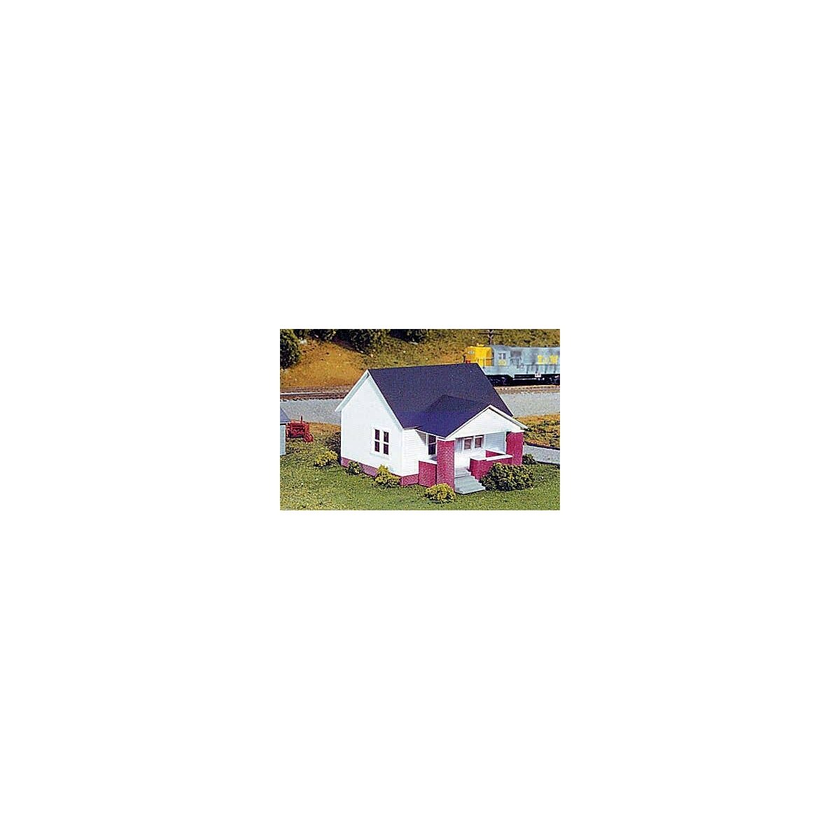 One-Story House w/Side Porch -- Kit - 3-1/2 x 3-7/8′ 9 x 9.9cm, HO, Rix Products 203
