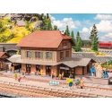 Honau Station and Loading Ramp -- Laser-Cut Kit - 11 x 6-5/16 x 5-7/8′ 28 x 16 x 15cm, HO, Noch Gmbh & Co 66007