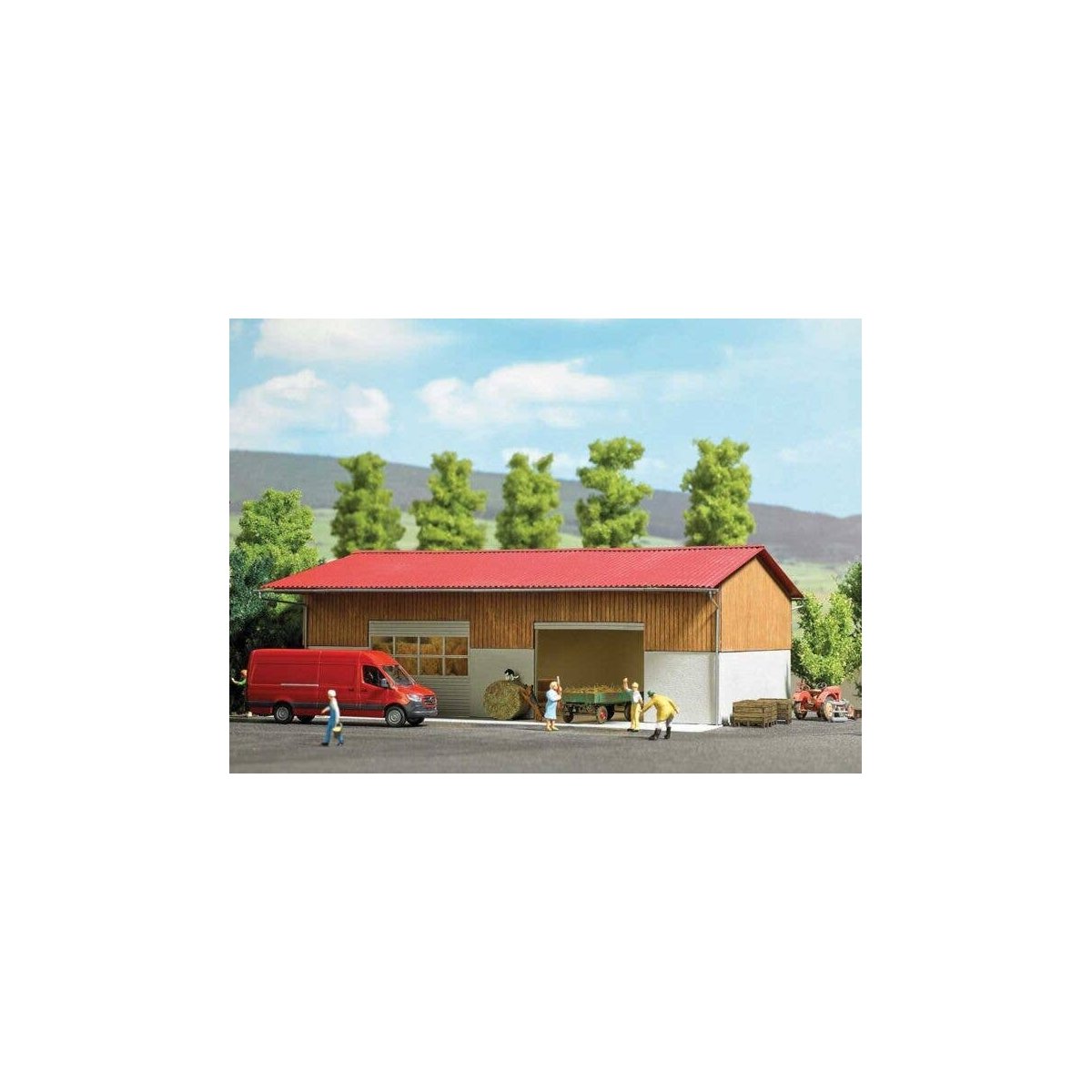 Crop and Machinery Storage Shed -- Laser-Cut Kit - 8-3/16 x 7-1/4 x 3-1/2′ 20.8 x 18.5 x 8.8cm, HO, Busch Gmbh & Co Kg 1901