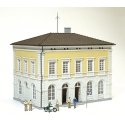 Police Station w/Police & Accessories - Kit, HO, Preiser Kg 19000