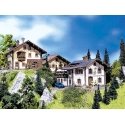 Alpine Boarding House w/Accessories -- 3-13/64 x 3-13/64 x 2′ 8 x 8 x 5cm, N, Faller Gmbh 232234