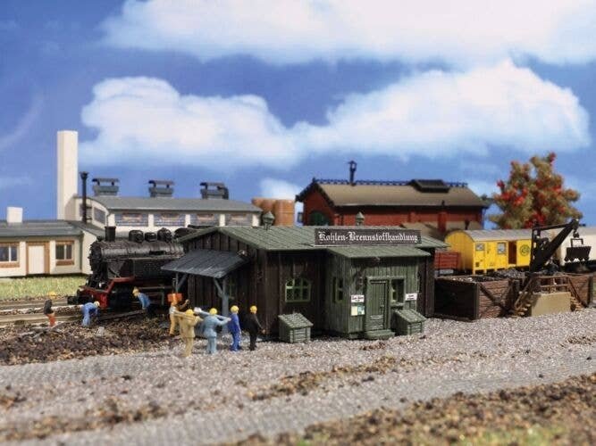 Coaling Station/Depot -- Kit - 3-7/16 x 2-11/16 x 1-1/2′ 8.8 x 6.9 x 3.8cm, N, Vollmer Gmbh 47554