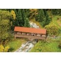 Roofed/Covered Pedestrian Bridge -- Laser-Cut Wood Kit - 3-1/2 x 3/4 x 1-9/16′ 8.9 x 2 x 4cm, N, Faller Gmbh 222574