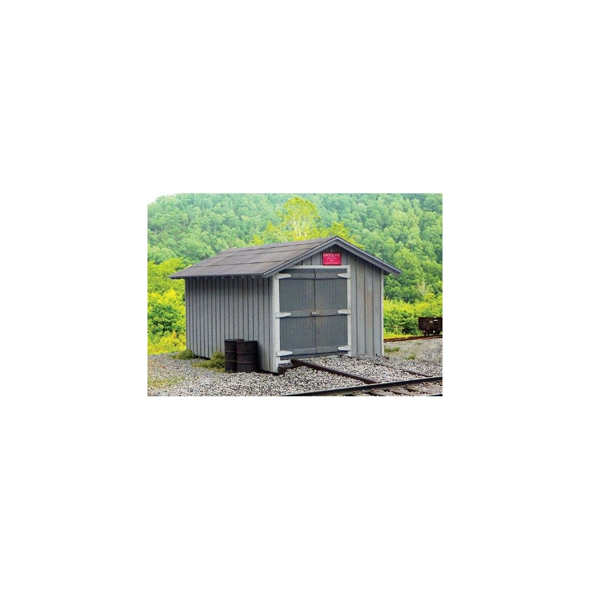 C&O Standard Section Car House -- Laser-Cut Wood Kit - 13 x 20 Scale Feet, HO, B.T.S. 27658