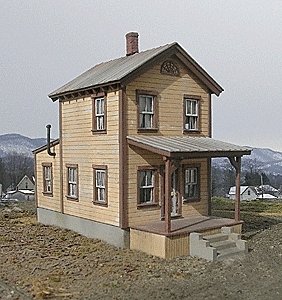 112 Second Street -- 2-3/8 x 4-1/2′ 6 x 11.4cm, HO, B.T.S. 27701