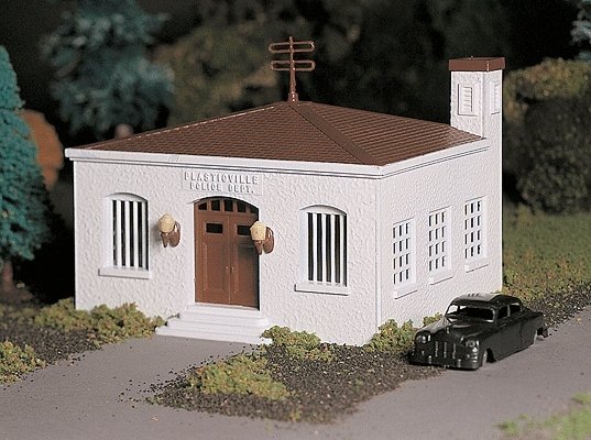 Plasticville U.S.A.(R) Classic Kits -- Police Station w/Police Car, O, Bachmann Industries 45609