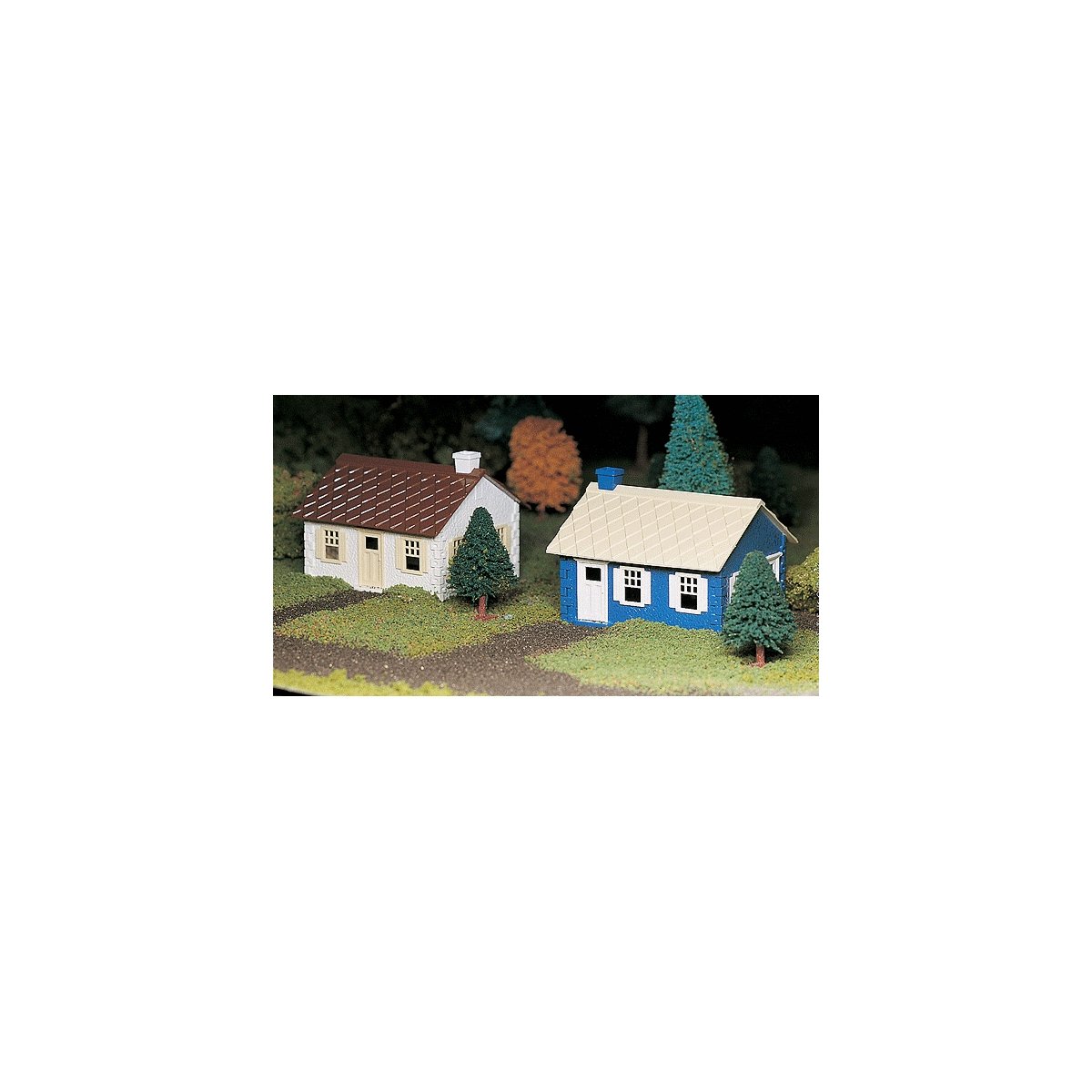 Plasticville U.S.A.(R) Classic Kits -- Cape Cod House pkg(2), O, Bachmann Industries 45608