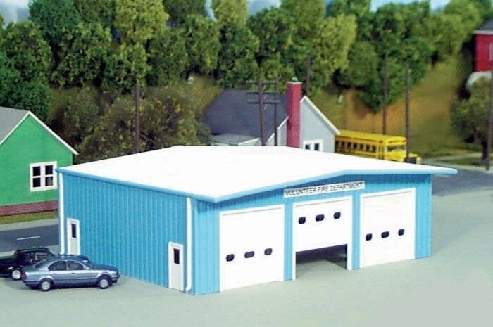 Fire Station -- Kit (blue) - 7 x 5-1/2′ 17.5 x 12.5cm, HO, Pikestuff 19