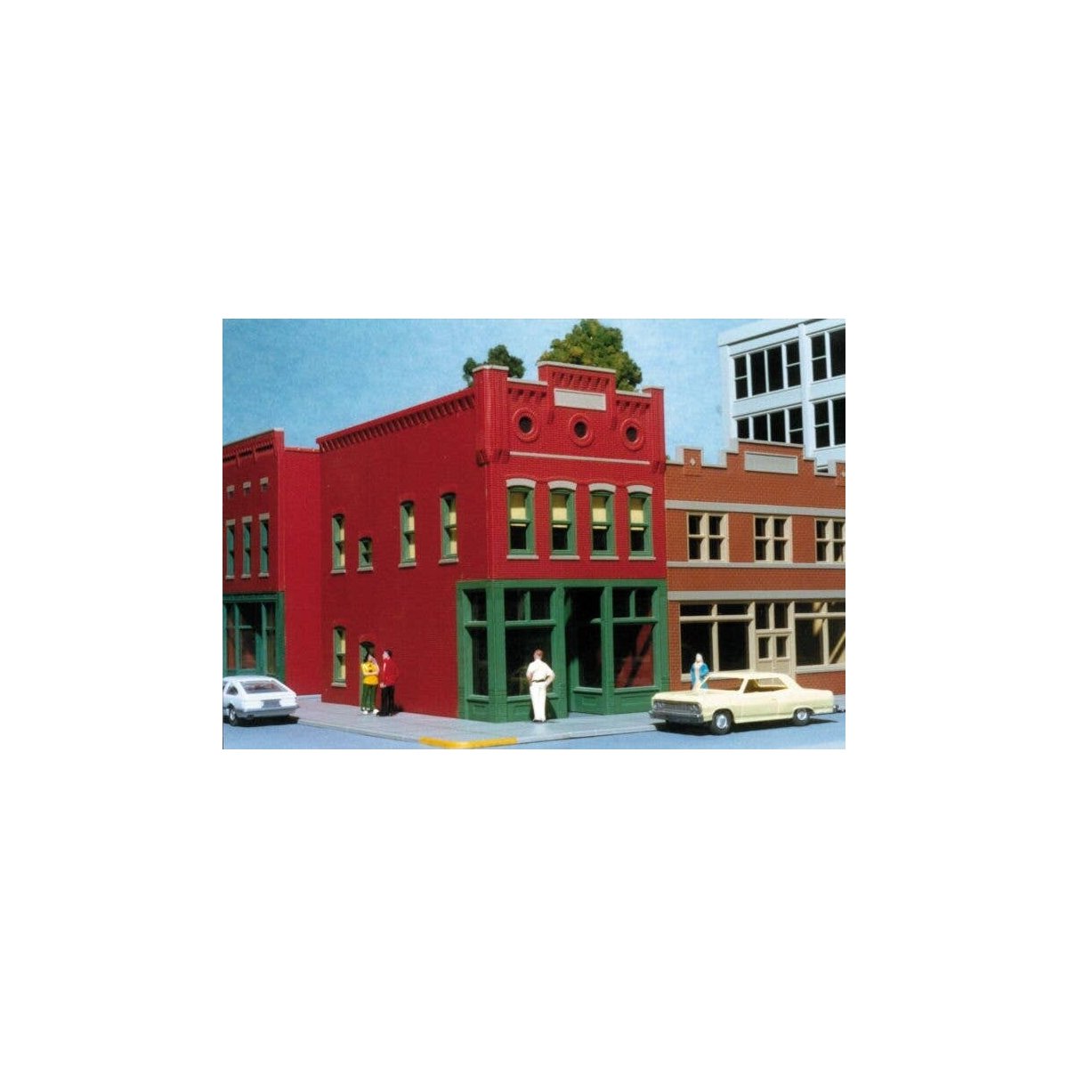 Mike`s Market -- Kit - 4-3/4 x 2-3/4` 11.9 x 6.9cm, HO, Smalltown USA 6001