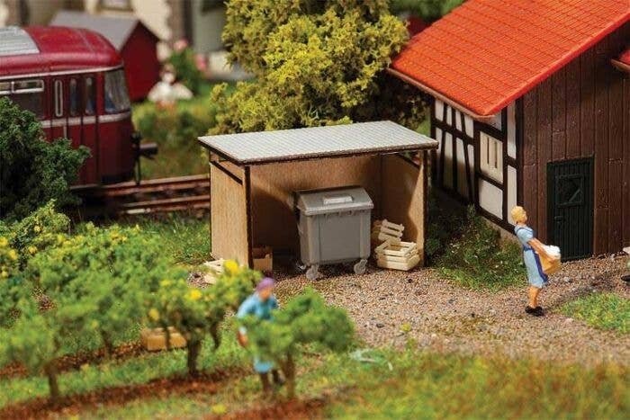 Dumpster-Dustbin Shed -- Laser-Cut Kit - 1-9/16 x 1 x 1′ 4 x 2.5 x 2.5cm, HO, Faller Gmbh 180300