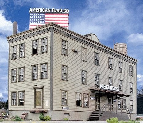 American Flag Company -- 10 x 5-1/2′, HO, B.T.S. 28108