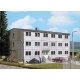 Concrete Barracks/Apartments -- Kit - 8-3/8 x 4-7/8 x 4-1/4′ 21.2 x 12.3 x 10.7cm, HO, Busch Gmbh & Co Kg 9607