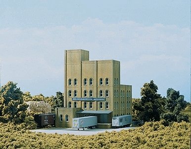 Modular Building Systems Complete Kits -- Tera Surplus Window Warehouse 8-3/4 x 11-1/, HO, Design Preservation Models 35500