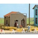 Dilapidated North American House -- Laser-Cut Kit - 2-3/8 x 2-3/8 x 2-3/8′ 6 x 6 x 6cm, HO, Busch Gmbh & Co Kg 9718