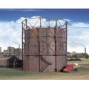 Gas Storage Tank -- Kit - 9-7/8` 24.6cm Diameter x 9-1/8` 22.8cm Tall, HO, Walthers Cornerstone 2907