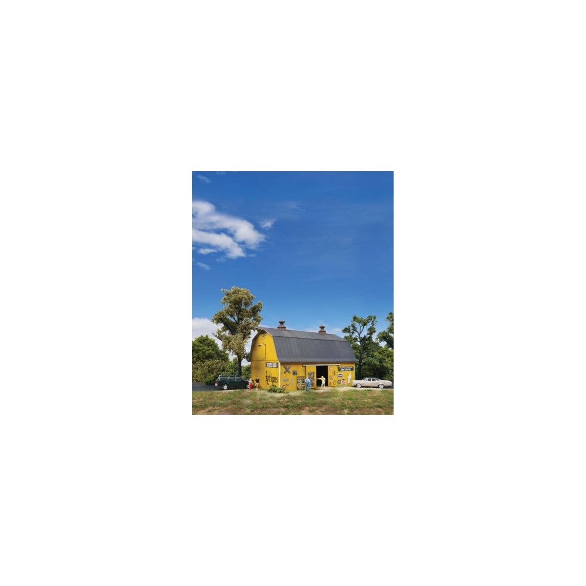 Antiques Barn -- Kit - 7 x 4-1/2 x 4-9/16′ 18 x 11.5 x 11.5cm, HO, Walthers Cornerstone 3339