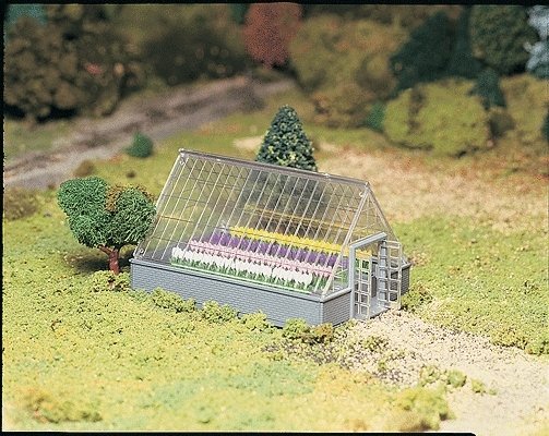 Plasticville U.S.A.(R) Classic Kits -- Greenhouse w/Flowers, O, Bachmann Industries 45615