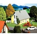 Single-Family House (yellow, white) - Kit -- 4 x 4-5/8 x 3-3/8′ 10.1 x 11.7 x 8.4cm, HO, Faller Gmbh 130317