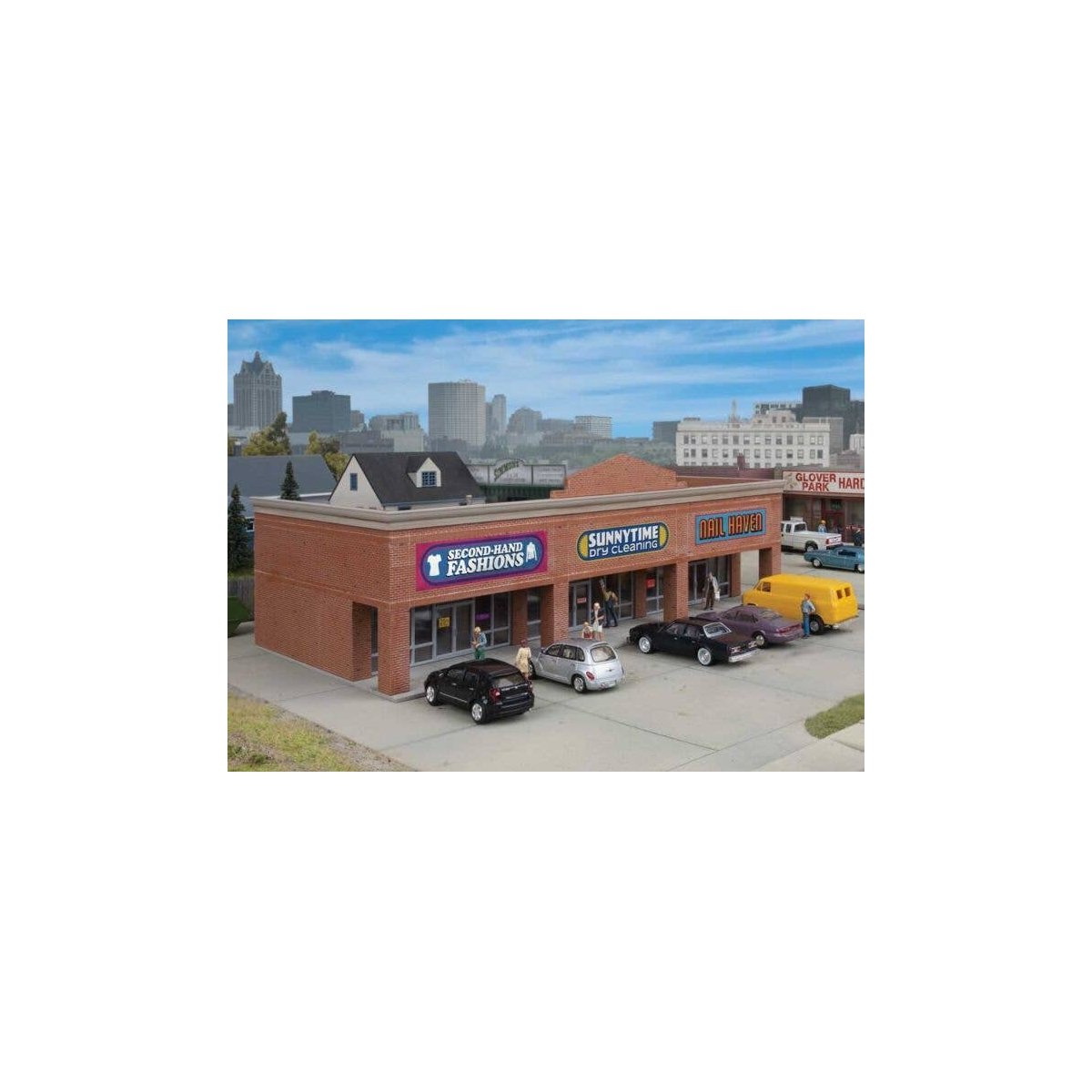 Modern Shopping Center I -- Kit - 10-1/2 x 4-15/16 x 3-1/2′ 26.6 x 12.5 x 8.8cm, HO, Walthers Cornerstone 4115
