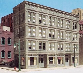 M. T. Arms Hotel - Woodland Scenics DPM Landmark Structures(R) -- Kit - 7-3/4 x 2-3/4, HO, Design Preservation Models 11900