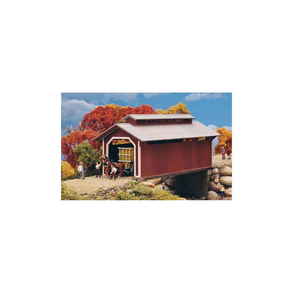 Willow Glen Covered Bridge -- Kit - 8-1/2 x 3-1/2 x 3-1/2′ 21.2 x 8.7 x 8.7cm (At Roof), HO, Walthers Cornerstone 3652
