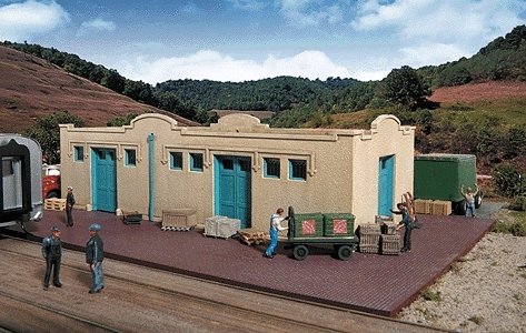 Mission-Style Freight House -- Kit - 9-1/2 x 6-1/2 x 2-1/2′ 24.1 x 16.5 x 6.3cm, HO, Walthers Cornerstone 2921