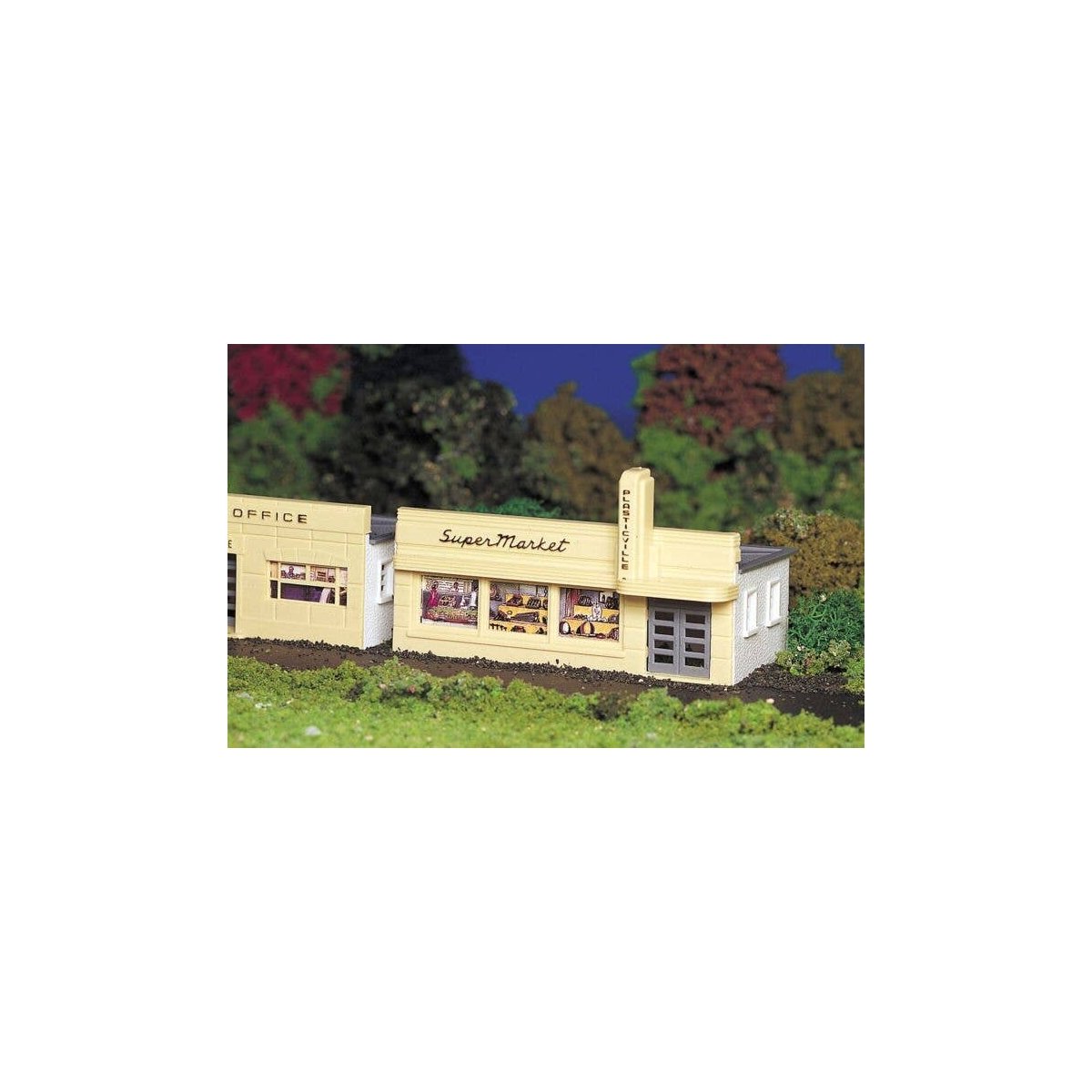Plasticville Classic Kit - Supermarket -- 2-1/8 x 4-5/8′ 5.5 x 11.8cm, HO, Bachmann Industries 45141