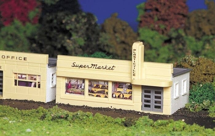 Plasticville Classic Kit - Supermarket -- 2-1/8 x 4-5/8′ 5.5 x 11.8cm, HO, Bachmann Industries 45141