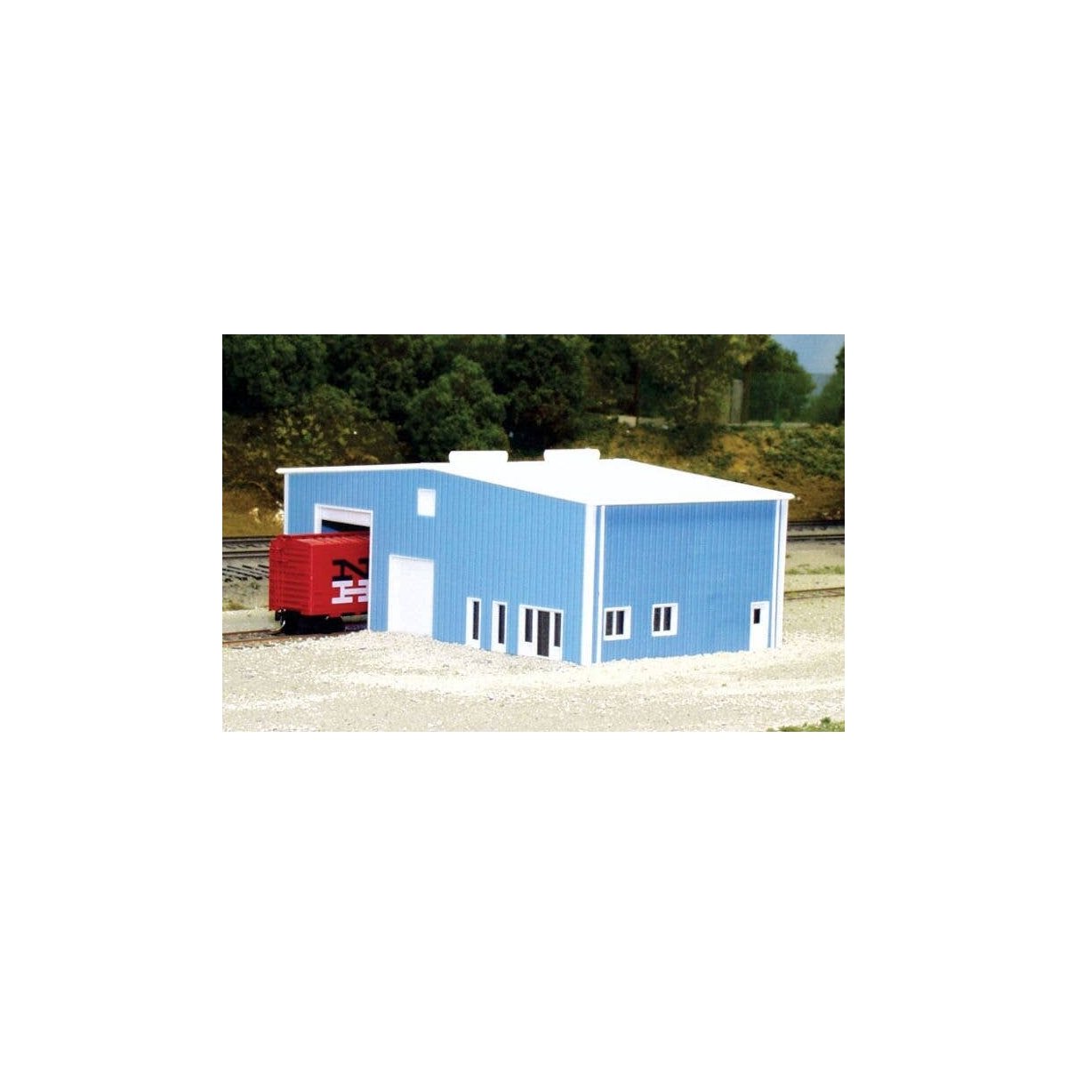 Distribution Center -- 70` x 40` (blue), N, Pikestuff 8012